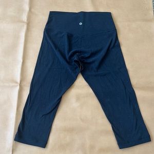 Lululemon Black Crop Pants size 8